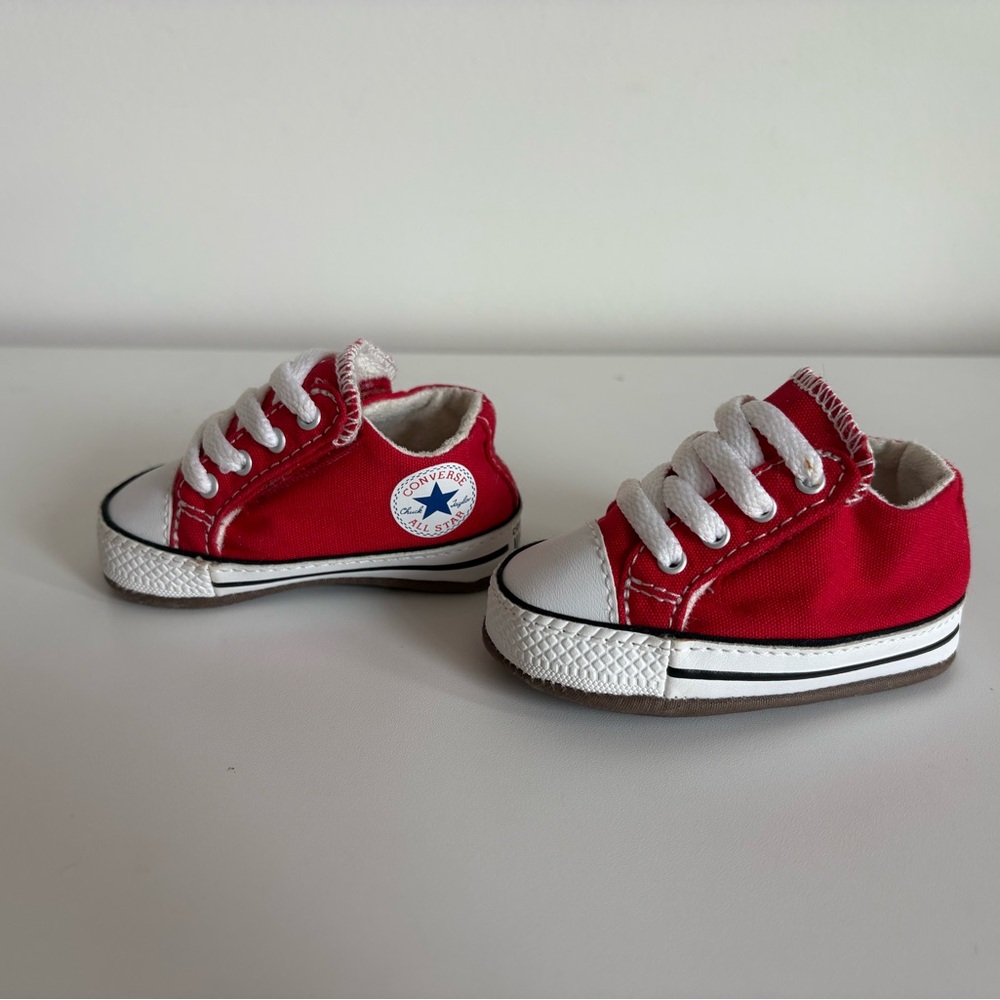 Classic Red Converse Canvas Baby Sneakers with White Toe and Laces - Picture 3 of 5